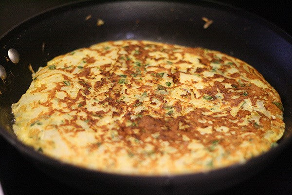 Cauliflower Frittata with Caramelized Shallots & Vadouvan