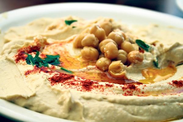 Simple Hummus